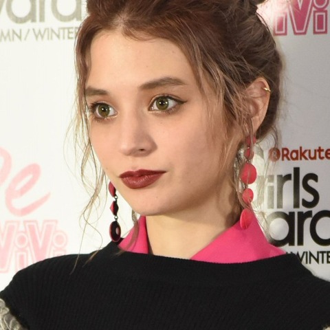 瑛茉ジャスミン、佐藤仁美に「本当にスケベだな」と言われ大激論! 画像