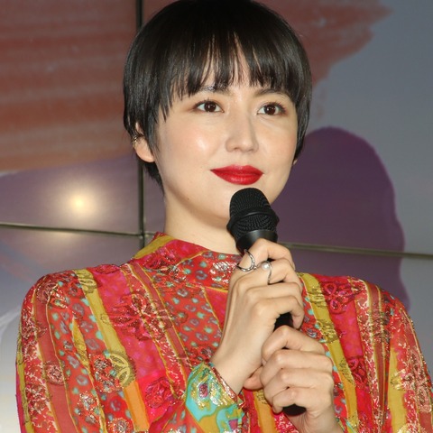 長澤まさみ「真っ赤なリップもポイントです」!2年連続台湾観光局イメージキャラクターに! 画像