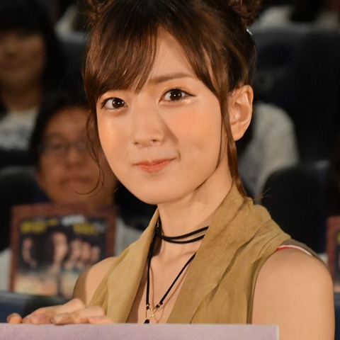須藤凜々花、“炎上アイドル”中井りかに「気持ち悪い人には嫌われたほうがいい!」 画像