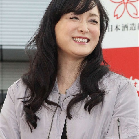 国生さゆり、思わず涙!思い描いていた人生と「ちょっと違っちゃった」 画像