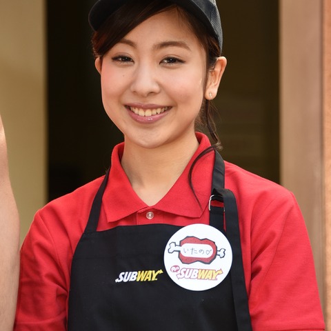 板野友美の妹・成美、姉の知名度を利用して改名 画像