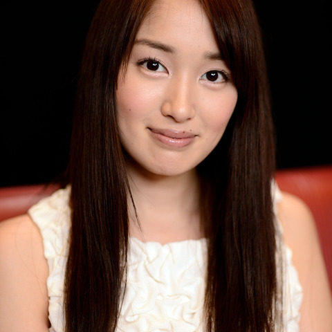 高梨臨、プロポーズ秘話明かす 槙野智章からバラ100本とオモチャの指輪? 画像