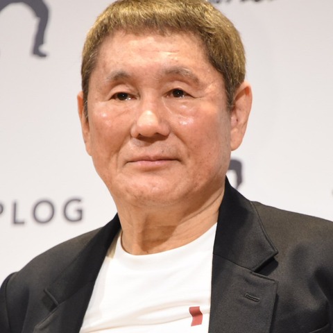 たけし、タレント養成学校に苦言「お金払って芸習うって」 画像