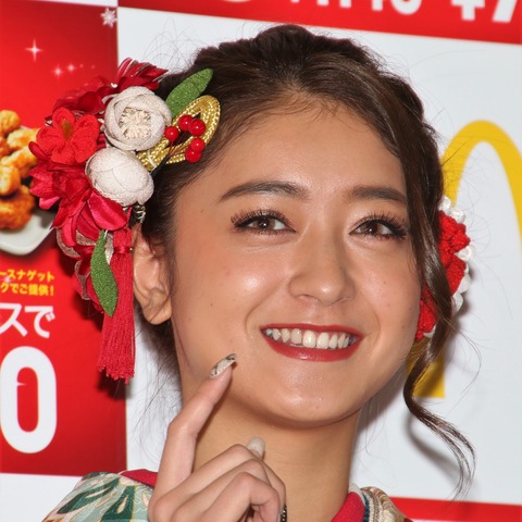 新成人を迎えるみちょぱ、振袖姿を披露!「早く子どもを生んで“若ママ”になりたい」 画像