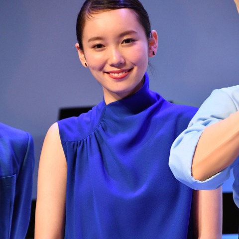 飯豊まりえ、人生初のアシスタントMCに挑戦し田村淳から絶賛 画像