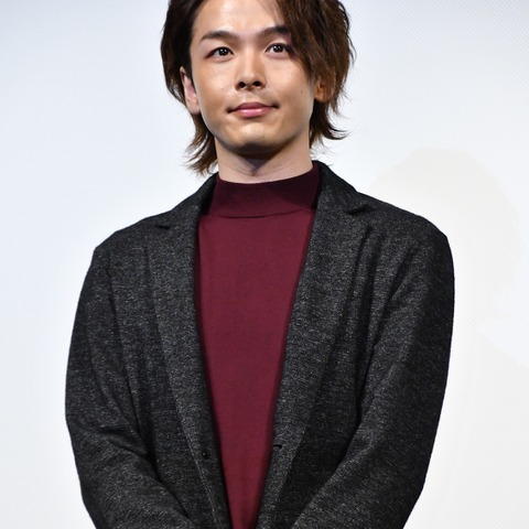 中村倫也、撮影現場に毎日手作り弁当の過去「夜中の3時にフライパンを……」 画像