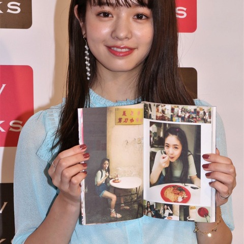 横田真悠、自身初のスタイルブック発売に歓喜!「バニーガールをやってみました」 画像