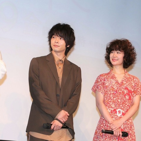 黒木華、会場に乱入したIKKOに演技を絶賛され大喜び！ 画像