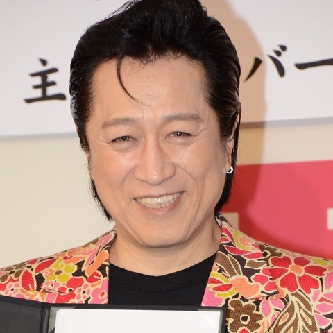 高橋ジョージ初告白!離婚後の元カノは36歳下、今カノは27歳下 画像