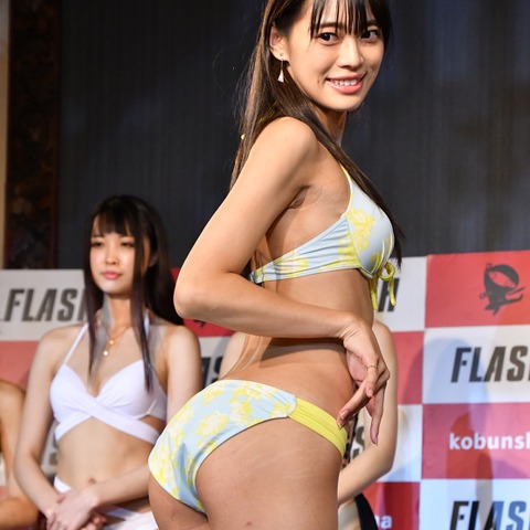 これが「ミスFLASH2020」、14人のファイナリストを水着姿とともに紹介! 画像