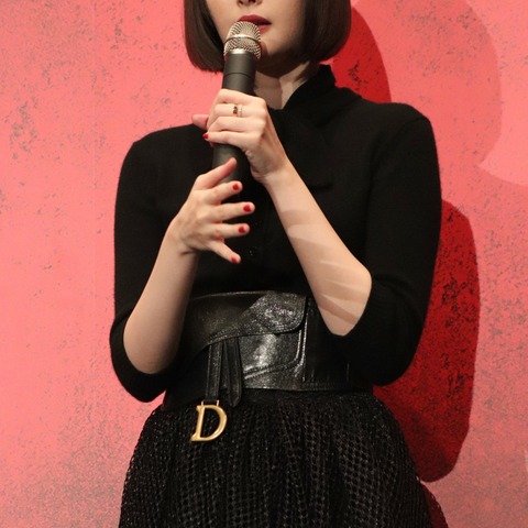玉城ティナ、恨みつらみを書いた特別ノートの存在を告白「おすすめですよ!」 画像