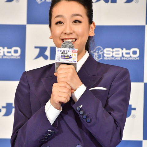 浅田真央、男性的スタイルを披露「デートでドキドキしたい！」 画像