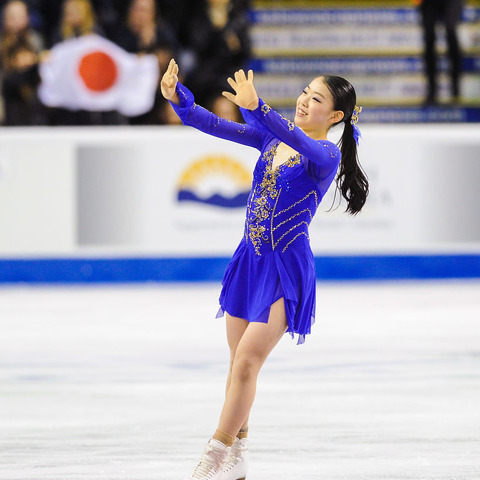 紀平梨花、GPシリーズ初戦は首位発進!連覇へ弾み 画像