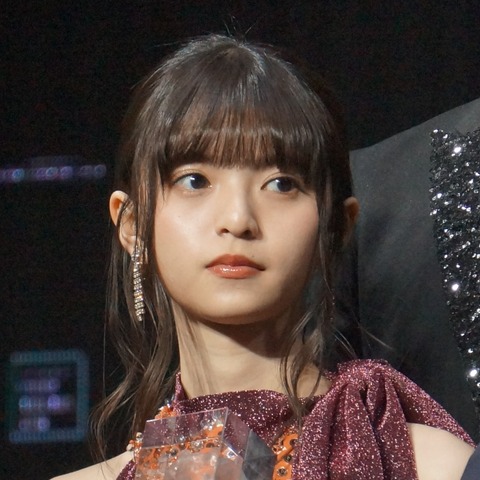 齋藤飛鳥、「ドS」説を否定も「泣いている人を見ると笑ってしまう」 画像