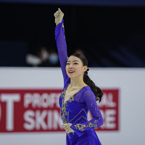 紀平梨花、四大陸フィギュア連覇に向けトップスタート “封印”トリプルルッツも決めた 画像