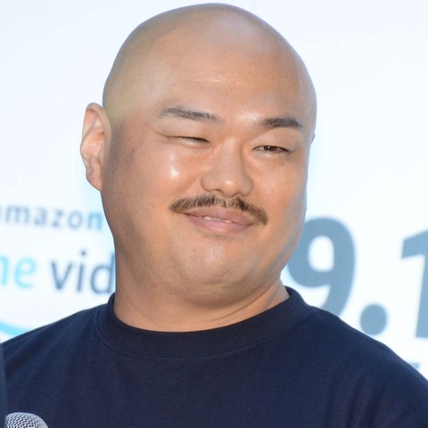 クロちゃん、“オンラインキャバクラ”にドはまり… 画像