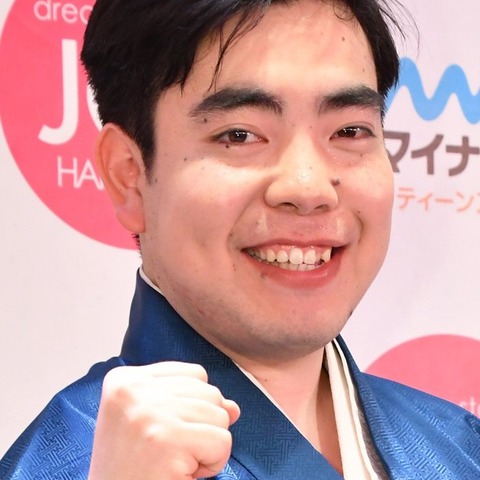 演歌歌手・徳永ゆうき、インスタライブで30分間にわたり車掌アナウンス!?中川家・礼二が暴露! 画像