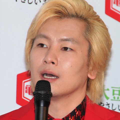 カズレーザー、美人棋士とのデート報道に「バレないと思った」 画像