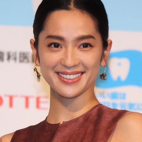 中村アン、小籔千豊の前では「極論、全然裸になれる」 画像