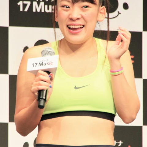 フワちゃん「中国哲学は奥深い」!黒柳徹子もビックリの過去 画像