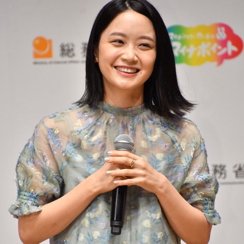 深川麻衣が人生初の着ぐるみに挑戦、次なる願望は弓道着!? 画像