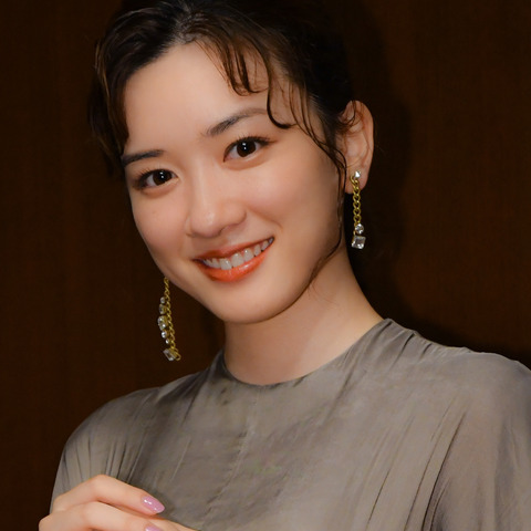 永野芽郁、飼い猫が懐いてくれない驚きの理由明かす 画像