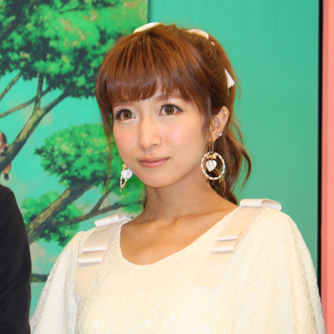 辻希美、やっぱりおバカ!? 子どもの宿題の採点するも先生が修正 画像