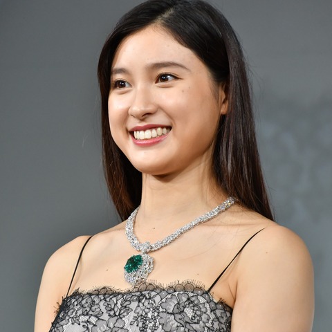 土屋太鳳、姉とTVで2ショット!快走した「募金ラン」舞台裏 画像