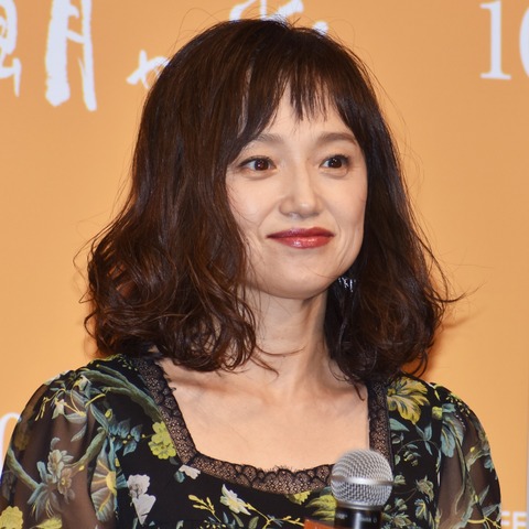 永作博美、自分は“童顔”…大人っぽい顔になるのは「あきらめた」 画像