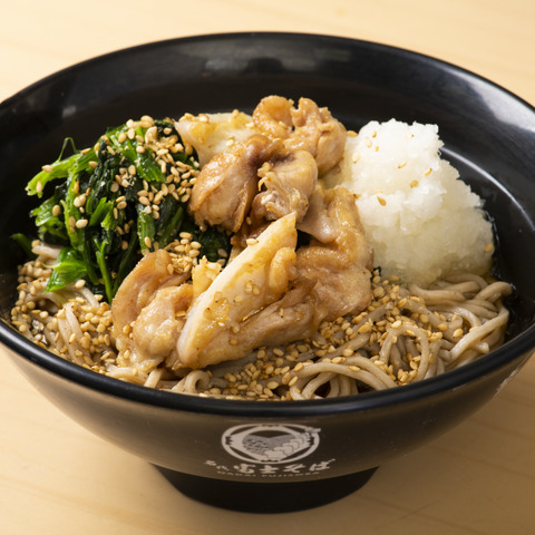 名代富士そば、業界初の“機能性”そば「筋肉もりもりそば」を発売！ 画像
