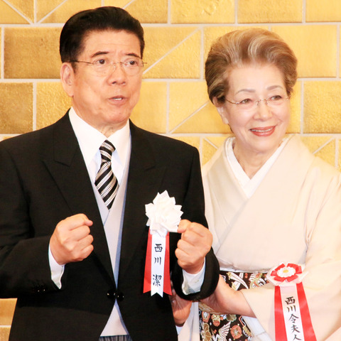 西川きよし&ヘレン夫婦、岡村隆史の結婚を祝福!「夫婦茶碗くらいはプレゼンをさせて」 画像