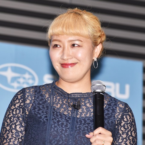 丸山桂里奈、夫婦のルーティン明かす!外出前は「味付け塩コショウ」を体にかける 画像