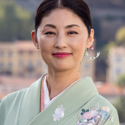 常盤貴子は超天然!?海外で見知らぬフランス人を夫と勘違い、しばらく一緒に歩いていた 画像