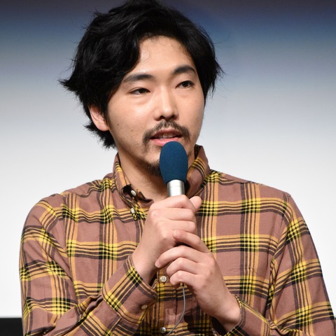 柄本佑、趣味はラーメンの箸上げ動画撮影…誰にも公開せず保存 画像