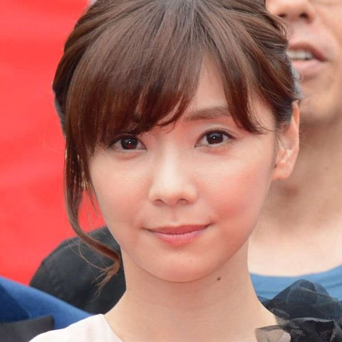 倉科カナ、驚きの役作り!3年分の特撮アニメを制覇し、特撮マニアに弟子入り!? 画像