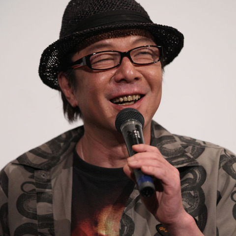 古田新太、携帯電話を持たない生き方を語る「連絡手段はFAXか飲み屋」 画像