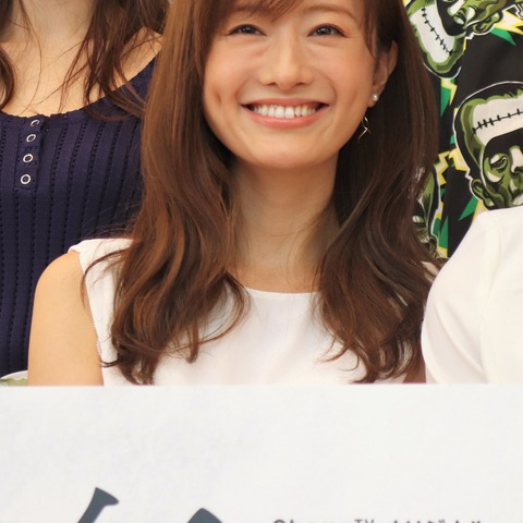 松本まりか、雑誌撮影で6分間の濃厚キス!相手役のイケメン俳優が暴露 画像