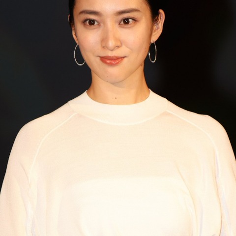 武井咲、佐藤健にイライラ!撮影の合間に“謎解き”を出題「考えたくもない」 画像