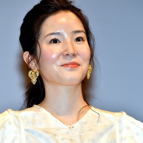 蓮佛美沙子、「新垣結衣と家飲み」ガッキーが作る手料理も明かす 画像