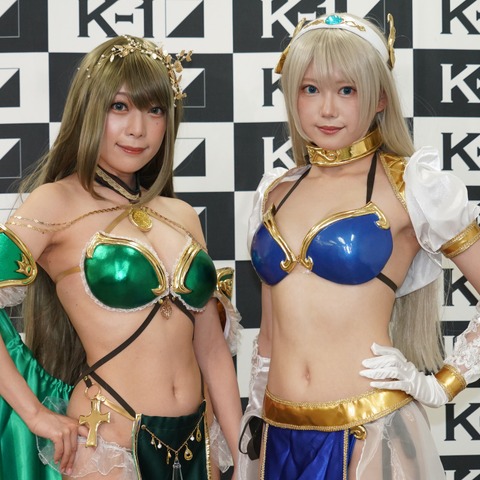 宮本彩希&篠崎こころ、K-1ラウンドガールでSEXYビキニアーマースタイルを披露 画像