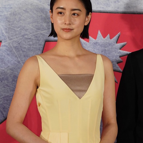 山本美月、新婚生活を語る「2人でオタクやってます」 画像