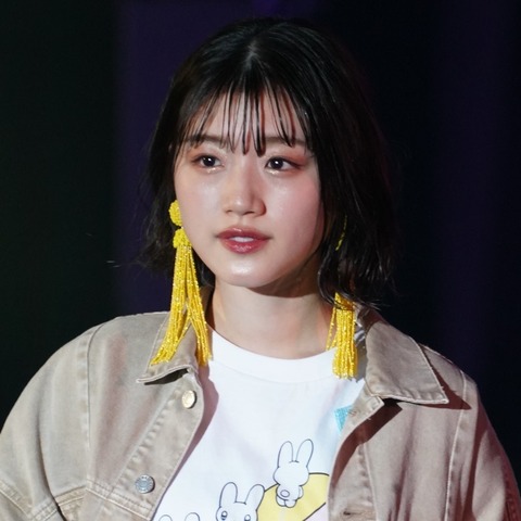 佐々木美玲、激甘パンが心の支え…ハイカロリーパンを爆食! 画像