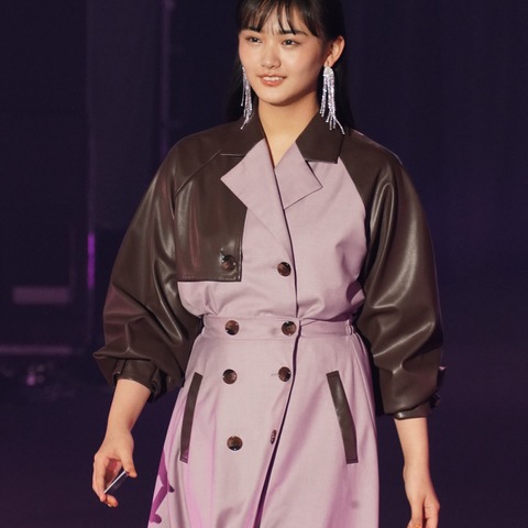 櫻坂46・山﨑天、メンバーから“おバカ”を暴露されて赤面「もうヤダー!」 画像