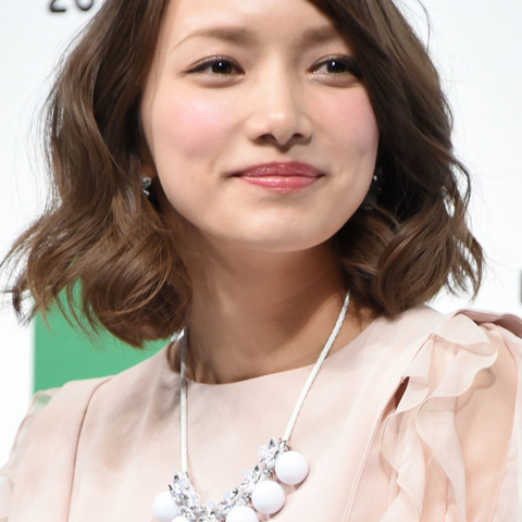 後藤真希、高橋愛とマリンルックで『ザ☆ピ~ス!』踊る!ネットから反響続々 画像