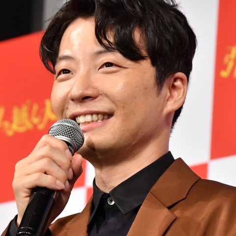 星野源、ヒット曲『恋』はNHKのスタジオで生まれた!? 驚きの誕生秘話明かす 画像