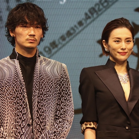 米倉涼子、『新聞記者』で綾野剛と初共演!印象は「とにかくストイック」…… 画像