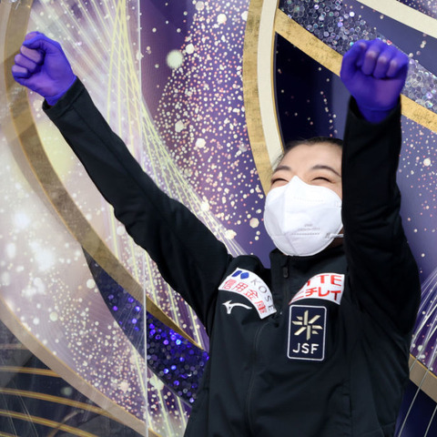 坂本香織、安定の滑りでNHK杯連覇!GPファイナル進出 「怖かった」場面も明かす 画像