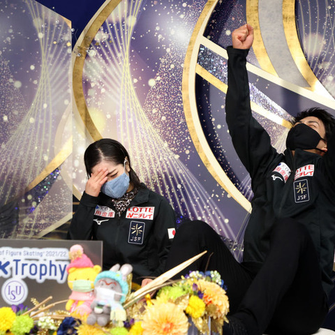 NHK杯3位!三浦璃来は涙、木原龍一はガッツポーズ…ここまで2人が対照的だったワケ 画像