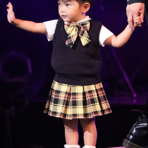 ののかちゃん、禰豆子コスプレで『炎』熱唱!視聴者ビックリ「3歳で炎歌ってる!」 画像