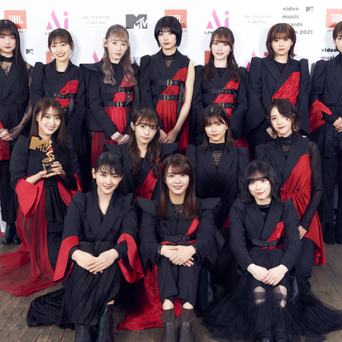 櫻坂46、MTV受賞式で強烈パフォーマンス…『BAN』『流れ弾』を披露 画像